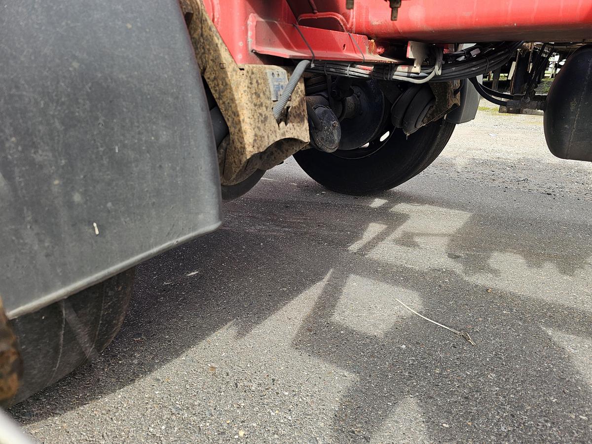 Used 2006 D-TEC  YARD CHASSIS |MULTI CHASSIS | ALL CONNECTIONS| NO DOCUMENTS | 3 PIECES.