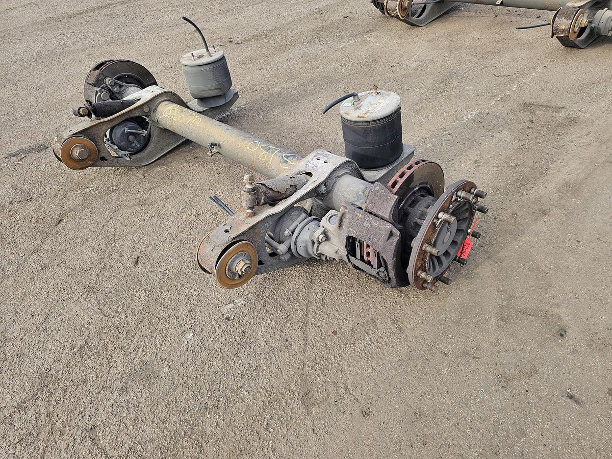 Used 2006 SAF B19-22K01 TRAILER AXLE DISC