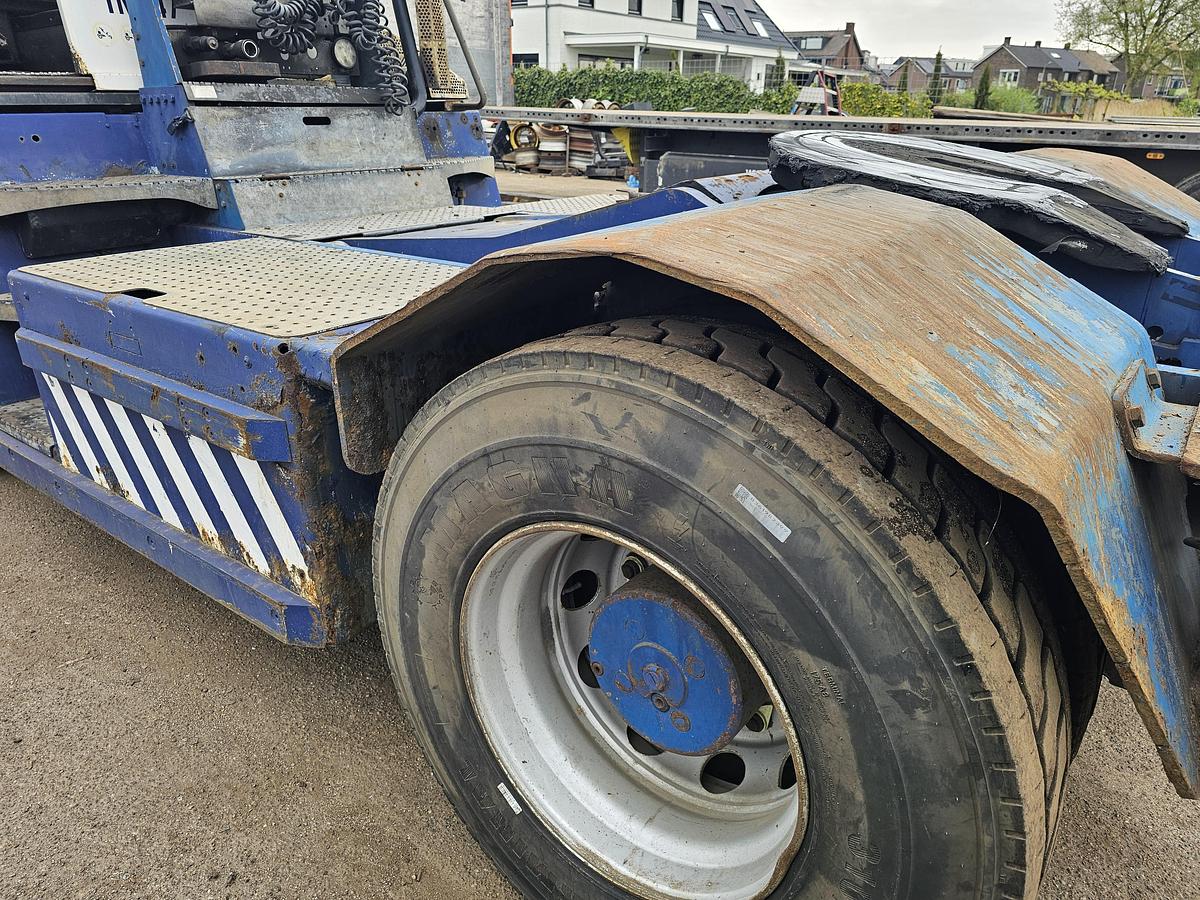 Gebruikt 2011 TERBERG RT283 | TERMINAL TRACTOR 4X4| TURNING CHAIR. | AUTOMATIC GEAR | 24159 HOURS.