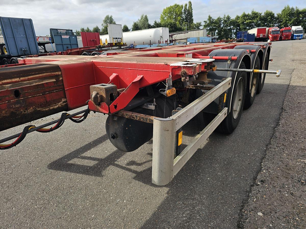 Used 2006 D-TEC  YARD CHASSIS |MULTI CHASSIS | ALL CONNECTIONS| NO DOCUMENTS | 3 PIECES.
