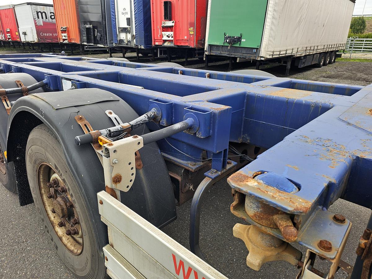 Used 2010 FLIEGL 04/DA 08 | ALL CONNECTIONS | 2 X EXTENDIBLE | BPW DISC.