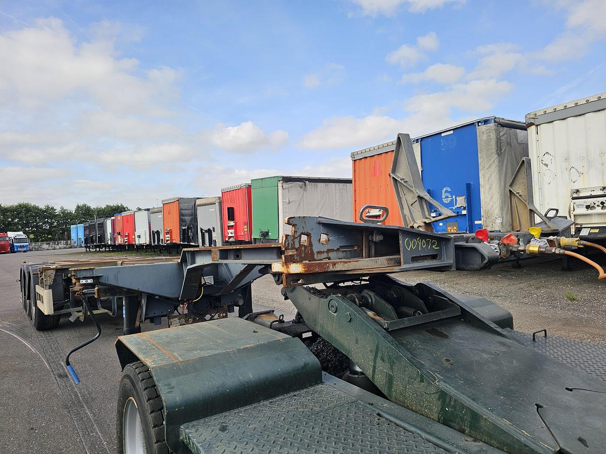 Used 2007 PACTON 3 AXLE MULTI  YARD CHASSIS | 3 X EXTENDIBLE | BPW DRUM | NO DOCUMENTS.