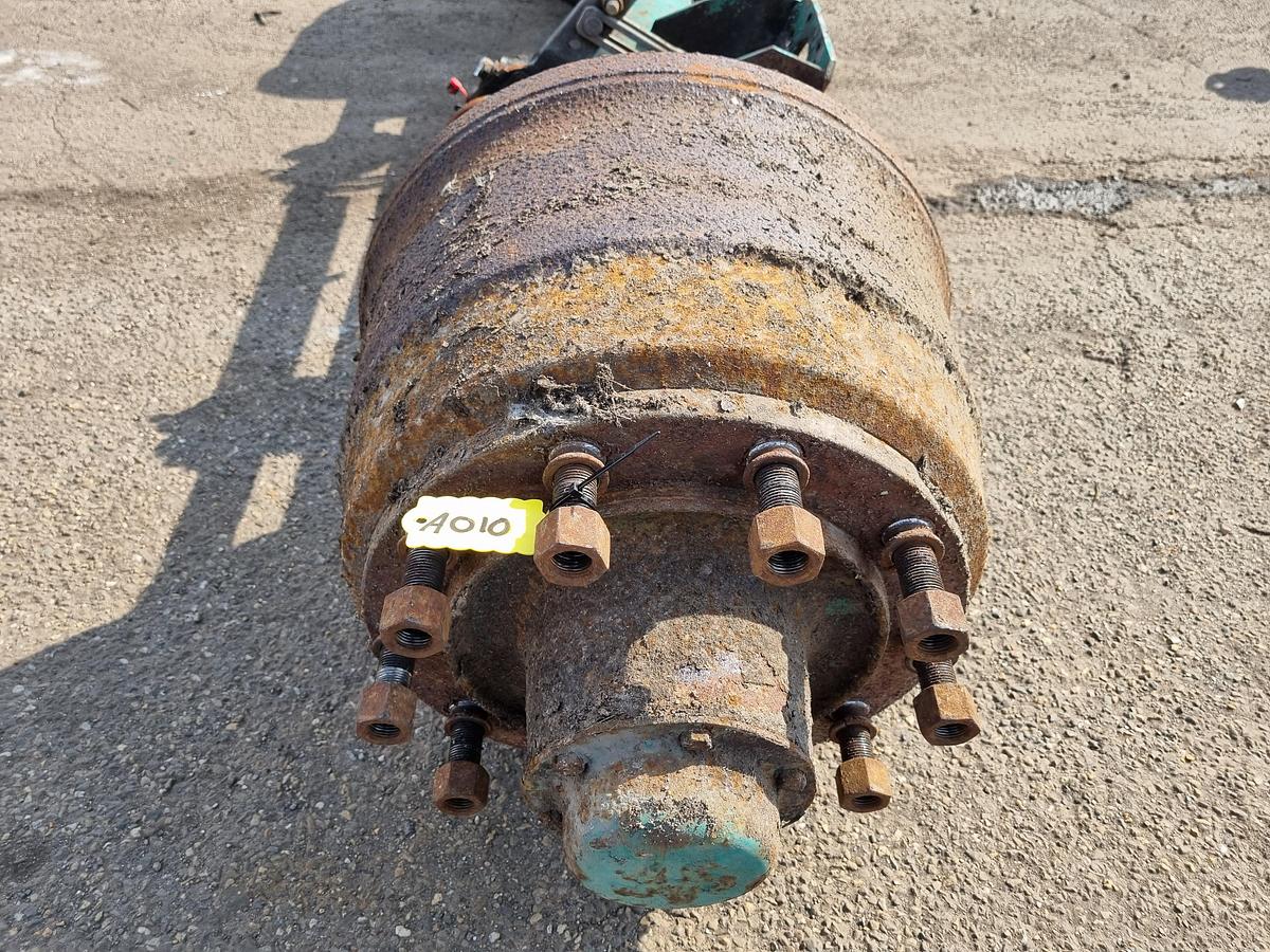 Used 1995 SAF TRAILER AXLE DRUM BRAKES DOUBLE TYRES.