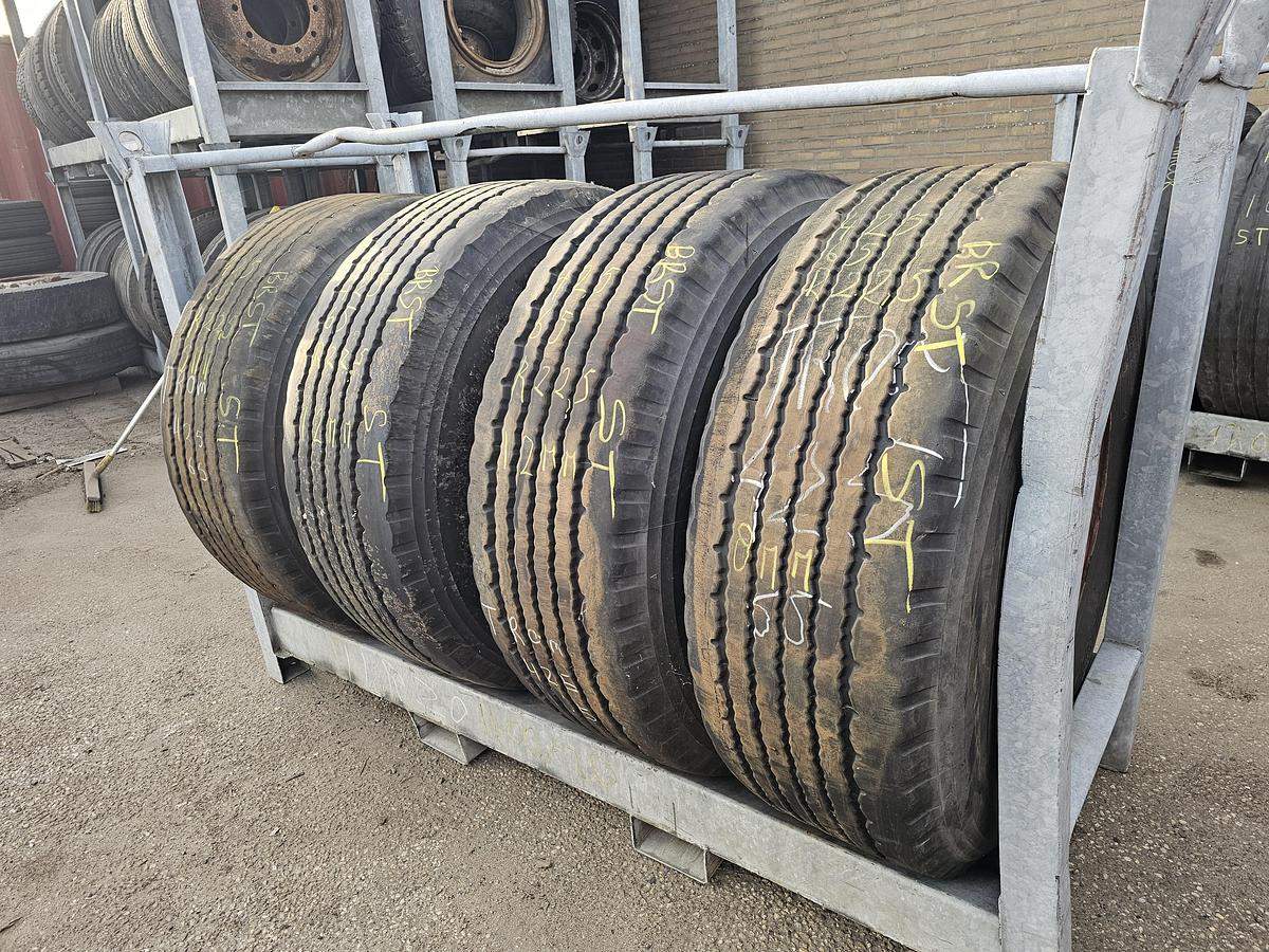 Gebruikt 2010 BRIDGESTONE |  R 164 \ TRAILERBAND | 425/65 R 22.5| 4 STUKS | 12-12-8-5 MM PROFIEL|