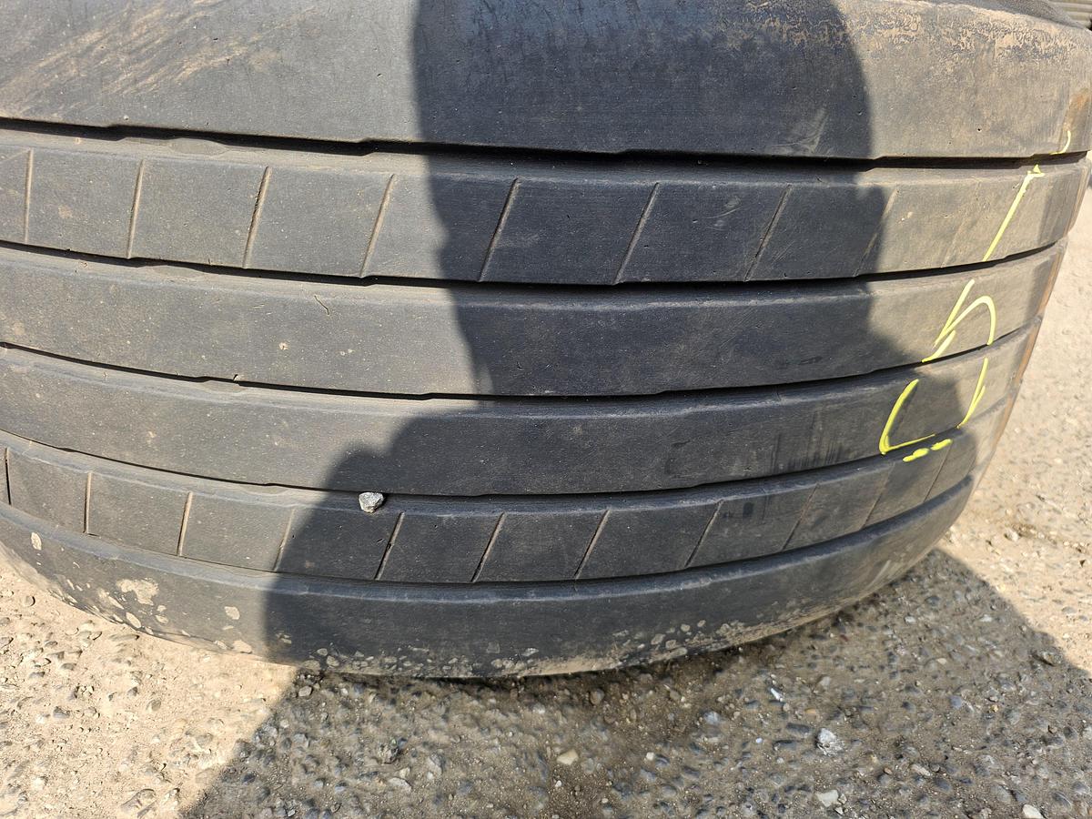 Used 2019 GOOD YEAR K MAX T | TRAILERBAND 385/55 R 22.5 | 3 X 10 MM 2 X 6 MM | MET SCHIJFREM VELG. 10 GTS.