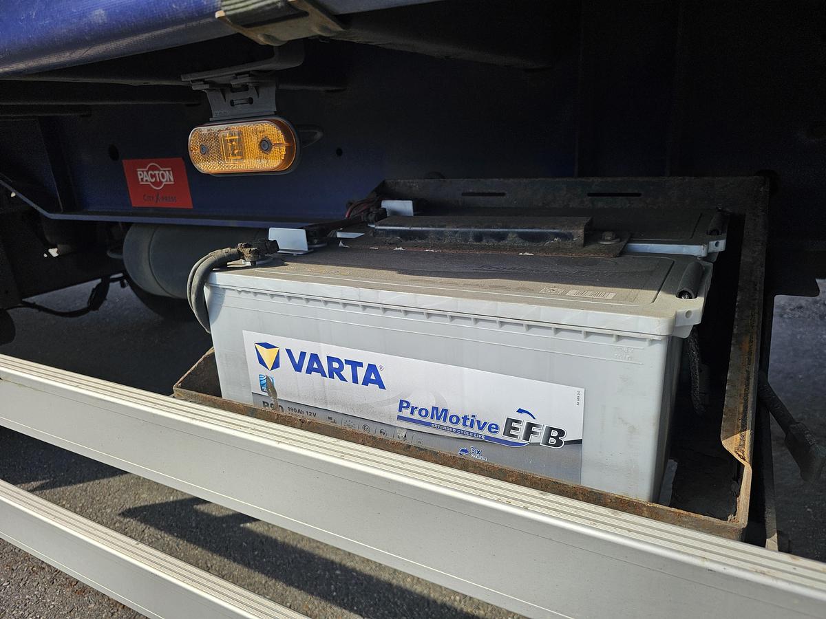 Used 2012 PACTON TBD.122 | SINGLE STEERING AXLE |UNDER SLIDING LOADING LIFT + BATTERIES| DAF DISC| APK /TUV 6-12-2025