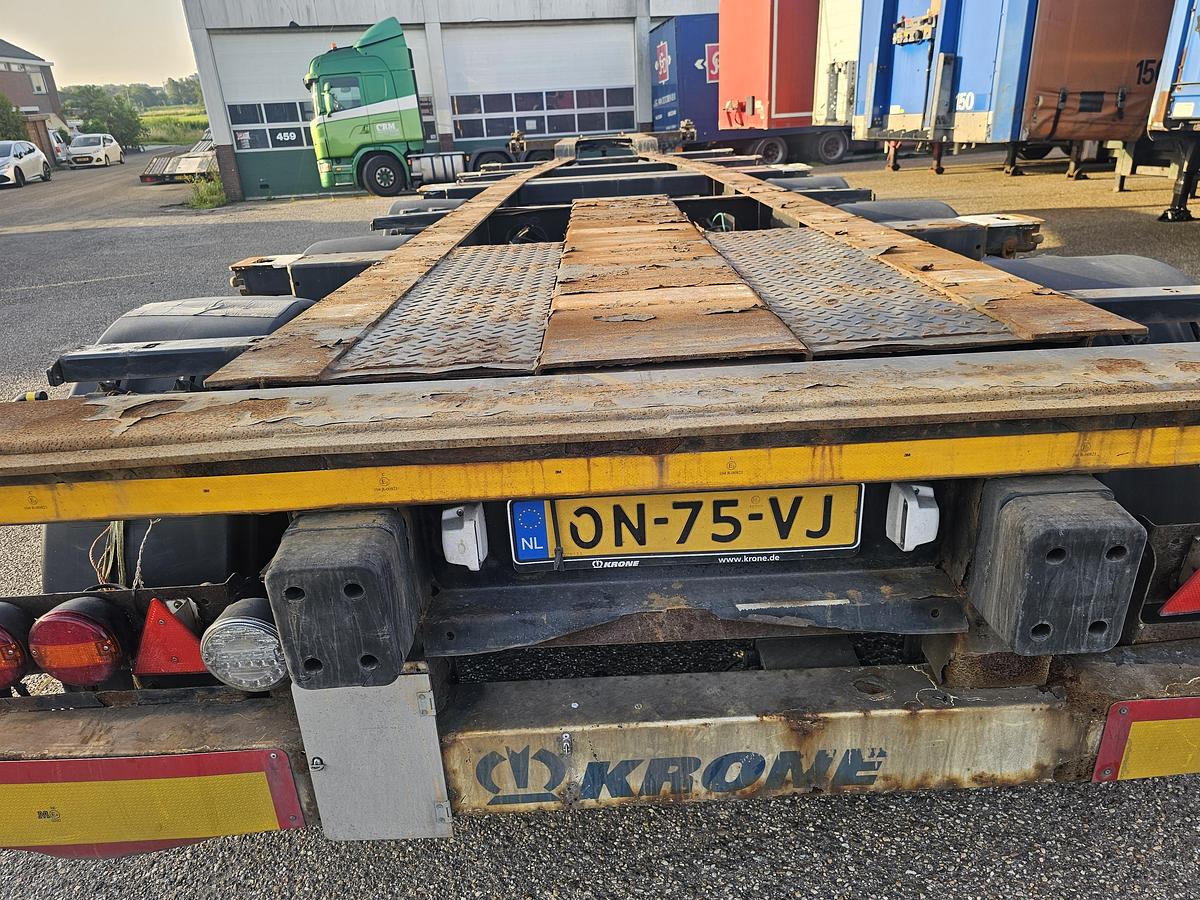 Gebruikt 2015 KRONE SD / REAR SLIDER / DUTCH CHASSIS / BPW DRUM.
