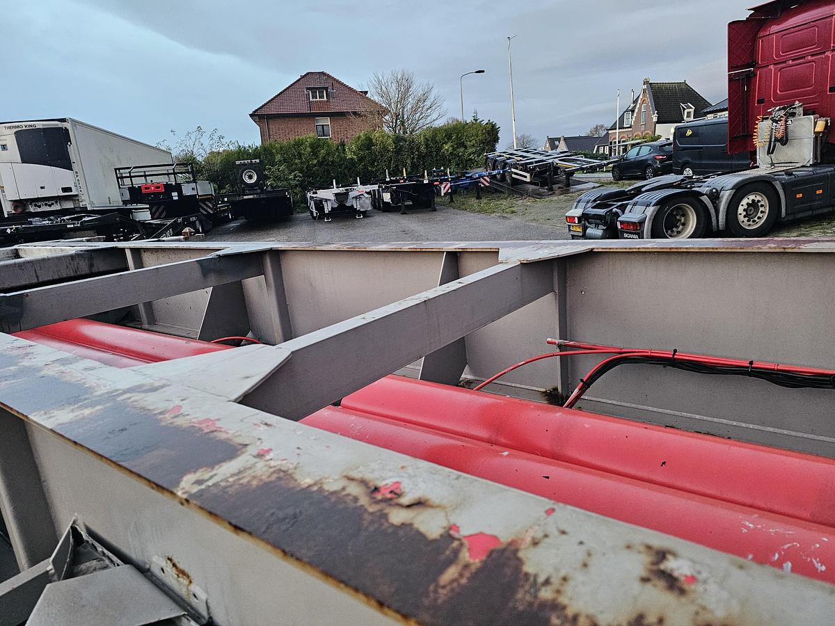 Gebruikt 2000 RENDERS ROC 12 27 CC 30