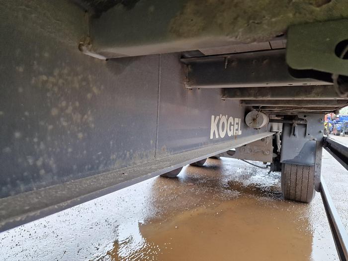 Used 2001 Kögel SN 24 3| axl;e curtainsider | Bpw disc |3 pieces.