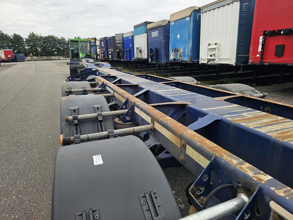 Gebruikt 2015 D-TEC VCC-01 / 45 FOOT CONTAINER CHASSIS / VALKX AXLES.
