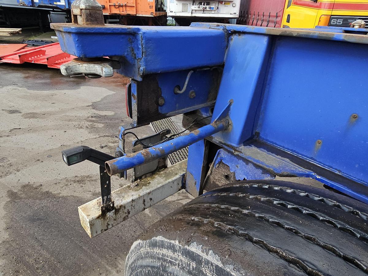 Used 2007 MKF METALLBAU CS 20 | 20 FOOT CONTAINER CHASSIS | BPW DRUM | STEEL SUSPENSION| GOOD QUALITY.