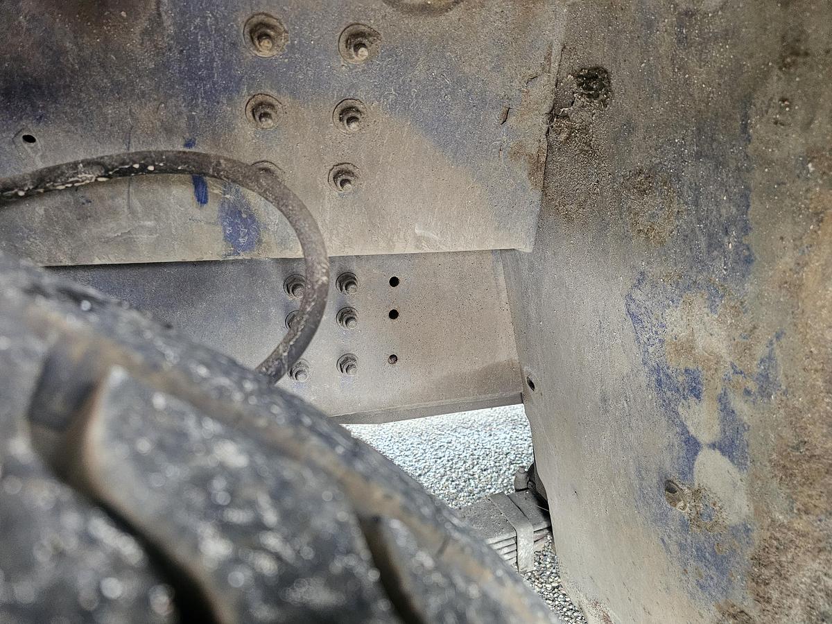 Gebruikt 2015 TERBERG RT283 /TERMINAL TRACTOR 4X4/ TURNING CHAIR. /AUTOMATIC GEAR /21822 HOURS