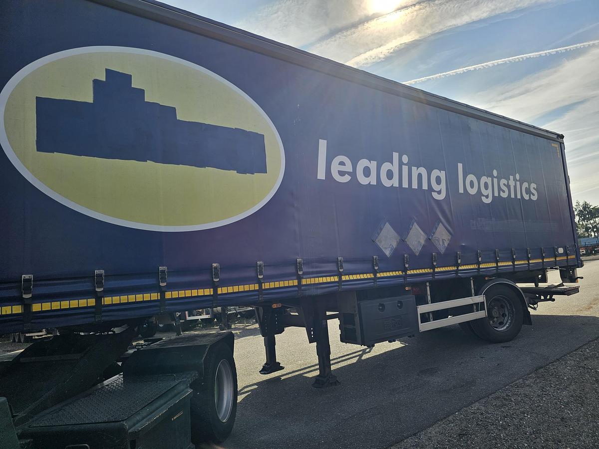 Used 2013 PACTON TBD.122 | SINGLE STEERING AXLE |UNDER SLIDING LOADING LIFT + BATTERIES| DAF DISC| APK /TUV 17-01-2025