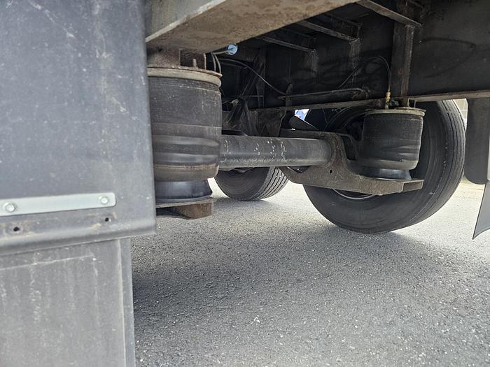 Used 2002 Van Hool 3 axle curtainsider| Saf intradisc