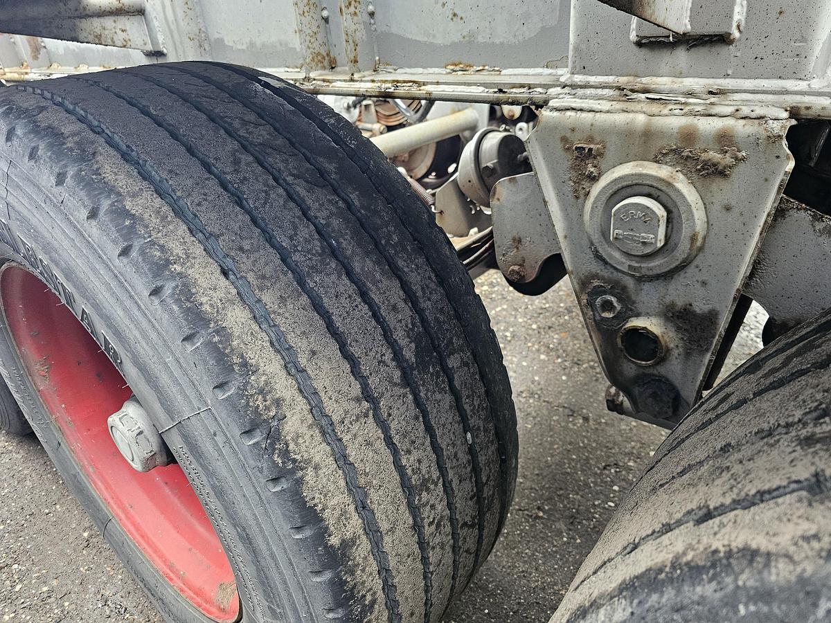 Gebruikt 1984 PACTON 3139 C-3 K | 30 FOOT | STEEL SUSPENSION | BPW DRUM.