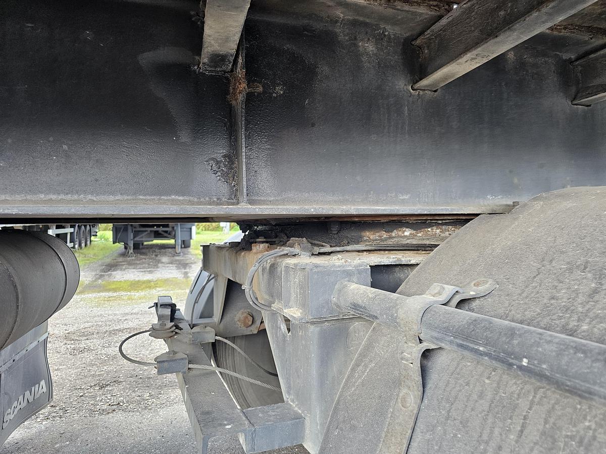 Gebruikt 1995 JUMBO DO 300 S/ 2 X STEERING /BPW DRUM / DOUBLE TIRES/ LIFT AXLE