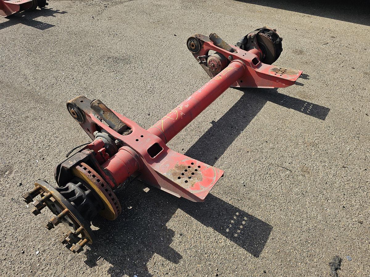 Used 2006 SAF TRAILER AXLE SINGLE TIRES DISC BRAKES.