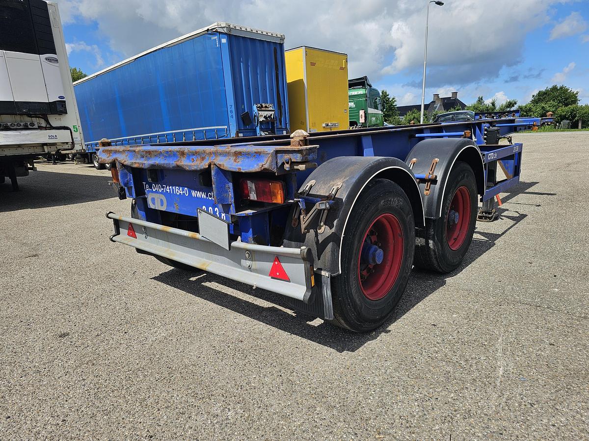 Gebruikt 2006 MKF METALLBAU CS 20 -20 FOOT- CONTAINER CHASSIS -HEAVY DUTY- BPW DRUM -STEEL SUSPENSION- GOOD QUALITY.