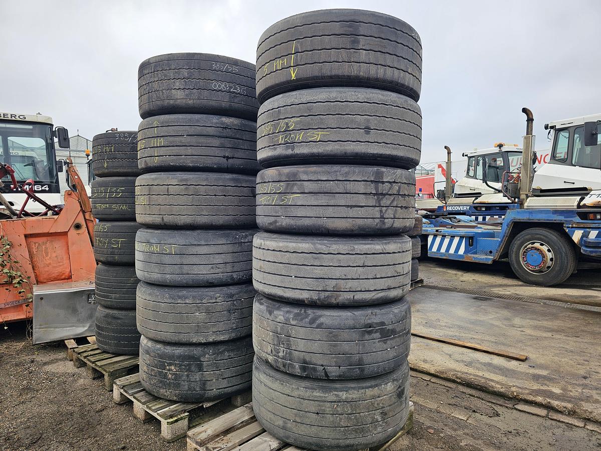 Gebruikt 2010 continental and more 385/65 R 22.5 ON RIM