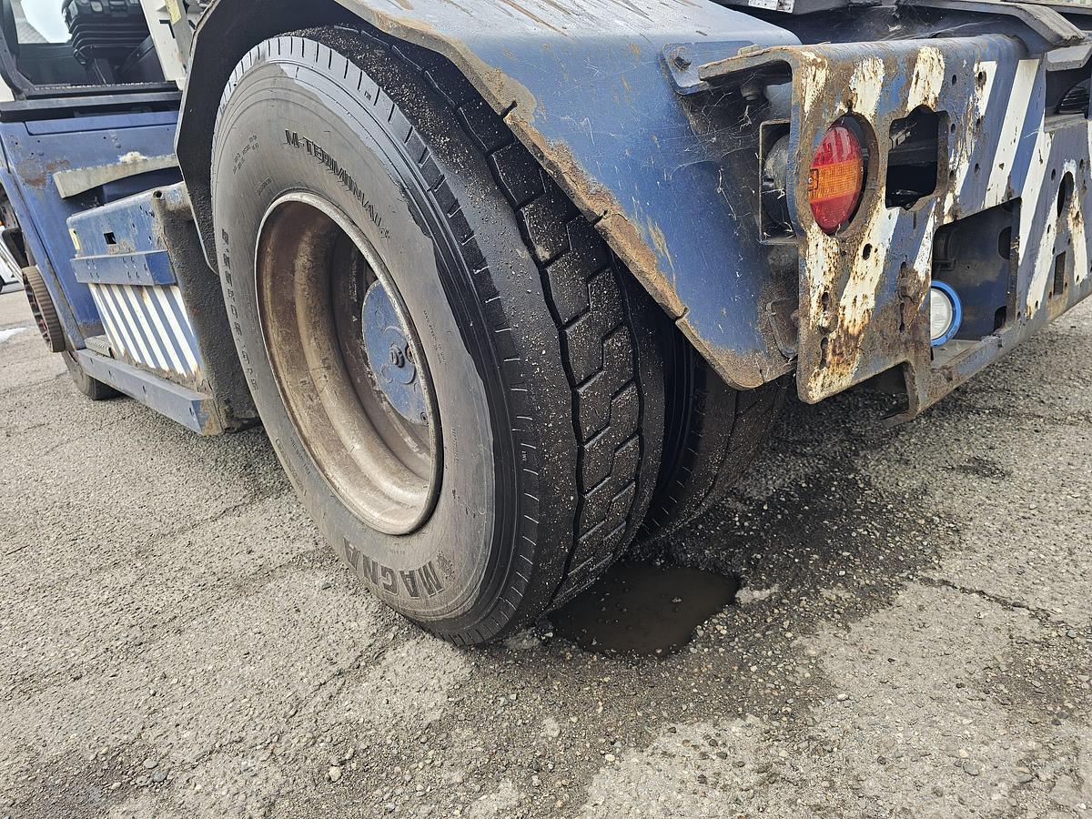 Gebruikt 2017 TERBERG RT283 /TERMINAL TRACTOR 4X4/ TURNING CHAIR. /AUTOMATIC GEAR /19208 HOURS