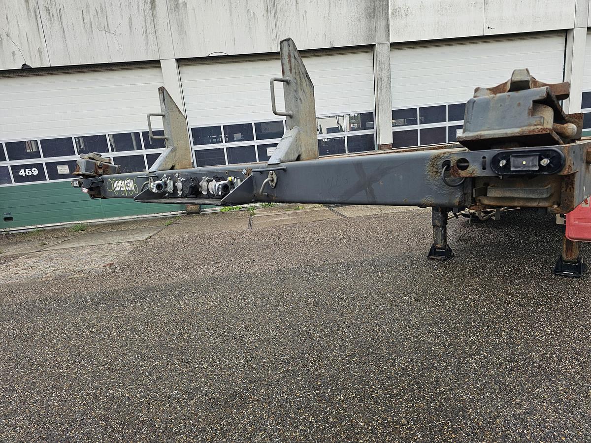 Used 2011 PACTON TXC.343 KB| MULTI CHASSIS ALL CONNECTIONS| SAF DISC | ALU RIMS | LIFT AXLE.