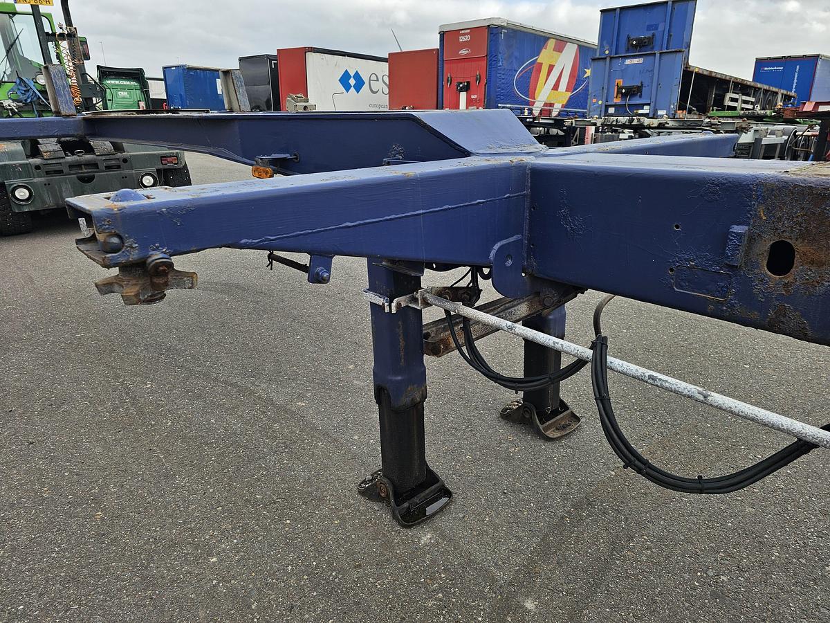 Used 2010 FLIEGL 04/DA 08 | ALL CONNECTIONS | 2 X EXTENDIBLE | BPW DISC.