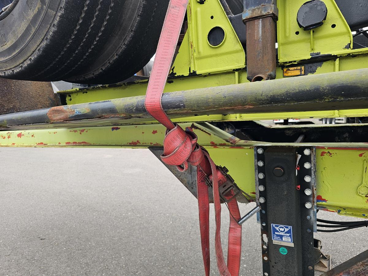 Used 1990 divers 40 ft gooseneck  steel suspension double tires.