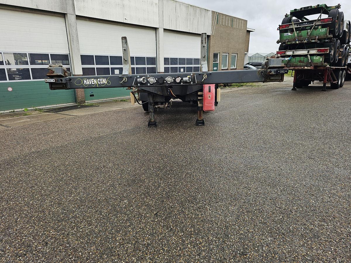 Used 2011 PACTON TXC.343 KB| MULTI CHASSIS ALL CONNECTIONS| SAF DISC | ALU RIMS | LIFT AXLE.