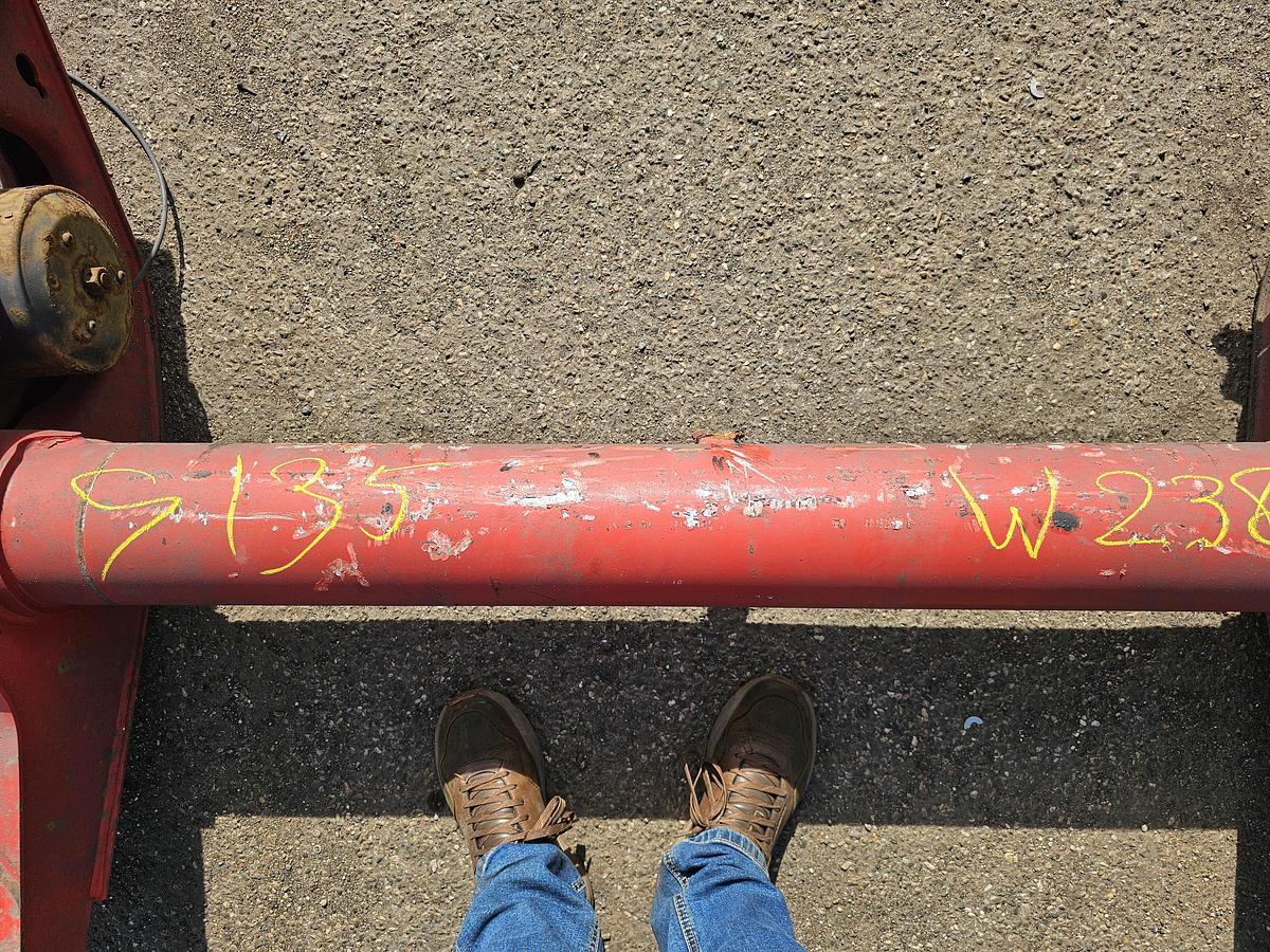 Used 2006 SAF TRAILER AXLE SINGLE TIRES DISC BRAKES.