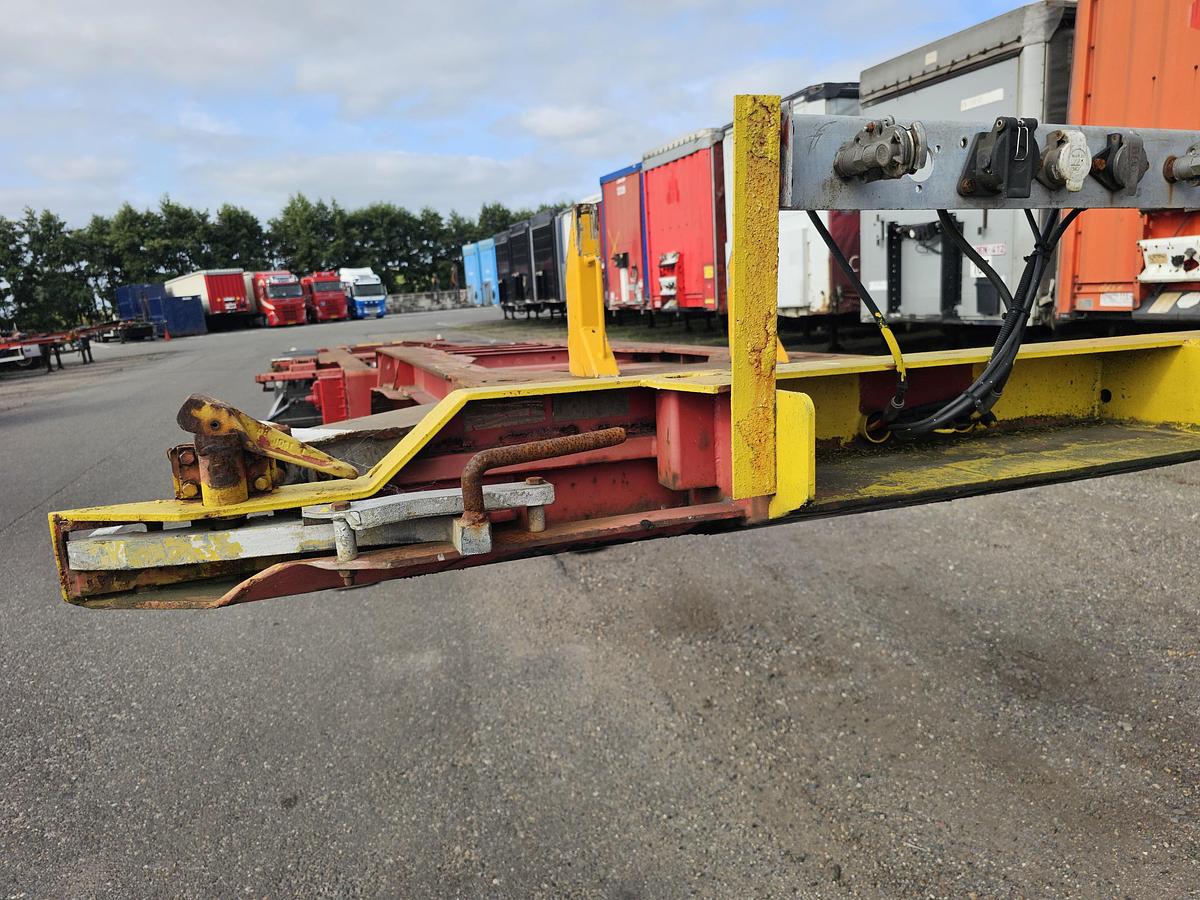 Used 2003 GROENEWEGEN 45 CC-16-27 TUN | 45 ft 40 ft 2 x 20 fFT | dutch chassis | bpw drum.