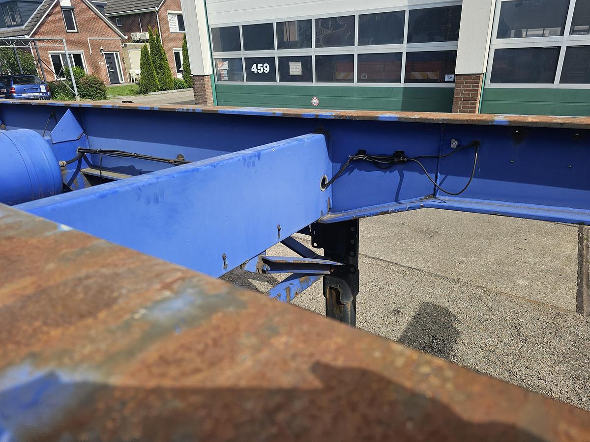 Gebruikt 2008 MKF METALLBAU CS 20 -20 FOOT- CONTAINER CHASSIS -HEAVY DUTY- BPW DRUM -STEEL SUSPENSION- GOOD QUALITY.