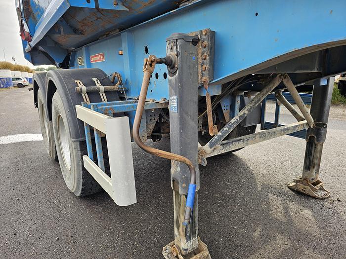 Used 2010 Langendorf C 3 | 2 axle tipper trailer | Saf axles drum | 20 mtr 3