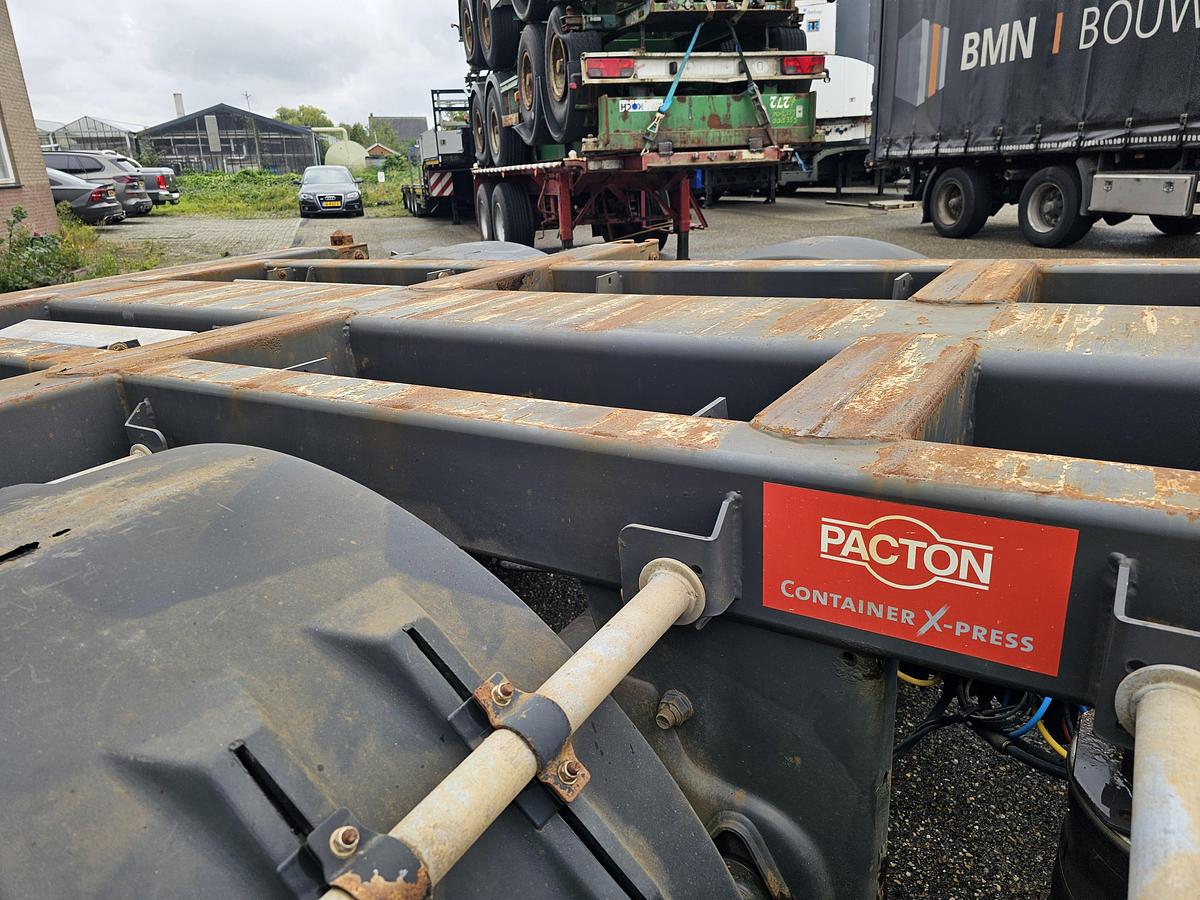 Used 2011 PACTON TXC.343 KB| MULTI CHASSIS ALL CONNECTIONS| SAF DISC | ALU RIMS | LIFT AXLE.