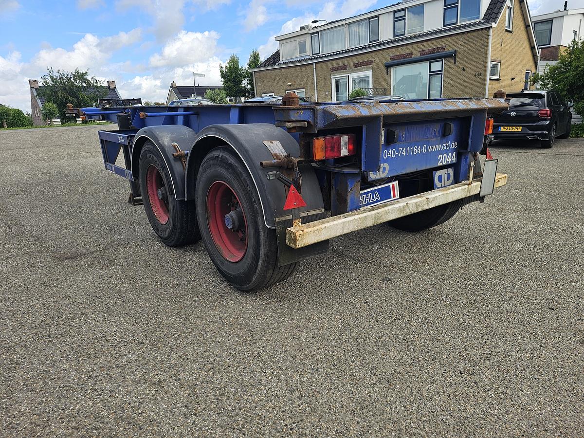 Gebruikt 2007 MKF METALLBAU CS 20 -20 FOOT- CONTAINER CHASSIS -HEAVY DUTY- BPW DRUM -STEEL SUSPENSION- GOOD QUALITY.