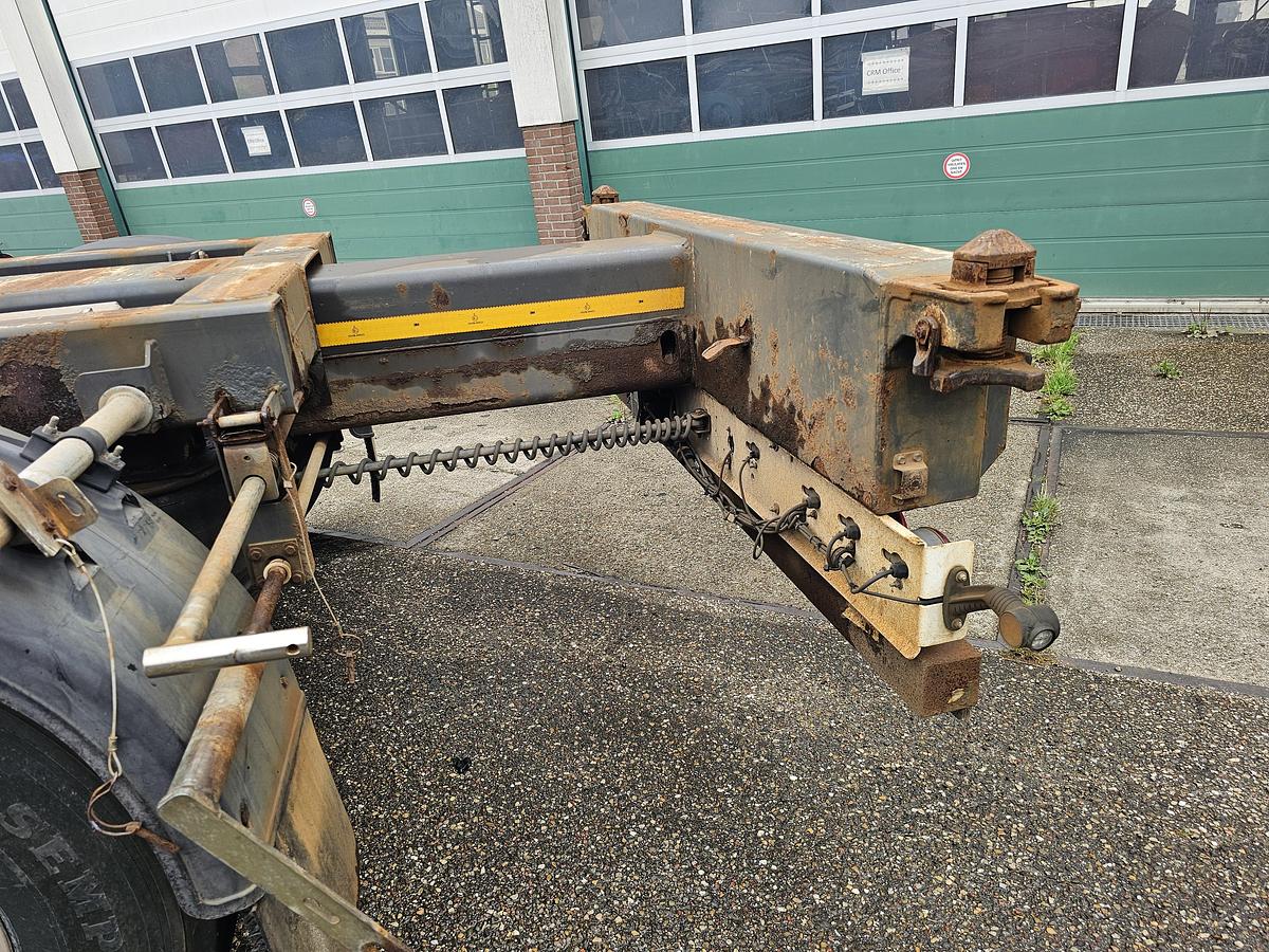Used 2011 PACTON TXC.343 KB| MULTI CHASSIS ALL CONNECTIONS| SAF DISC | ALU RIMS | LIFT AXLE.