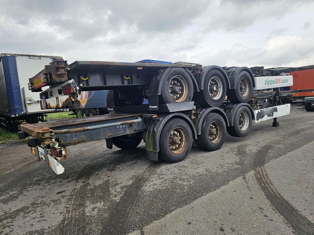 Gebruikt 2006 Krone sd- fixed 40 foot chassis - with 2 x 20 foot connection -20 foot middle - the on TOP.