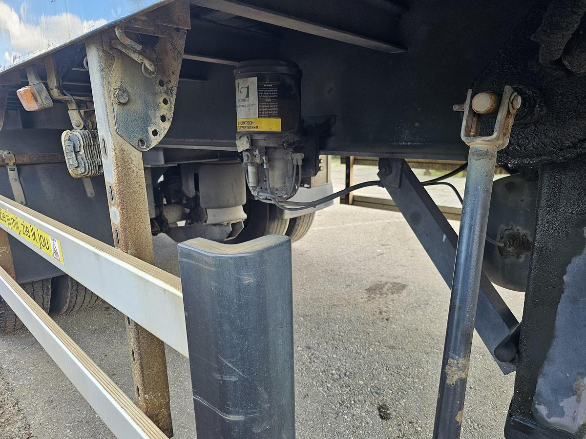 Gebruikt 1995 JUMBO DO 300 S/ 2 X STEERING /BPW DRUM / DOUBLE TIRES/ LIFT AXLE