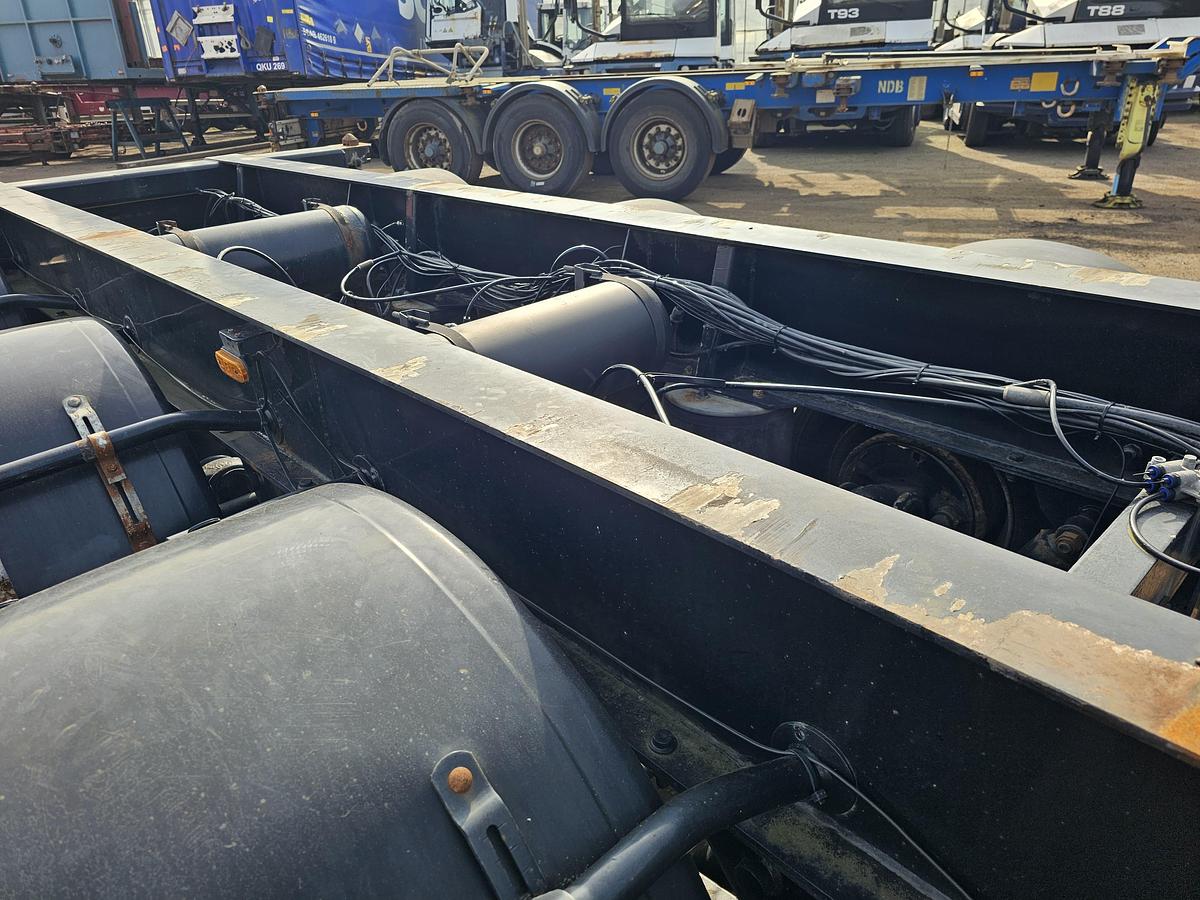 Gebruikt 2005 FLIEGL SDS 350| LOWLOADER 20 FOOT CONTAINER CHASSIS |  BPW DRUM.