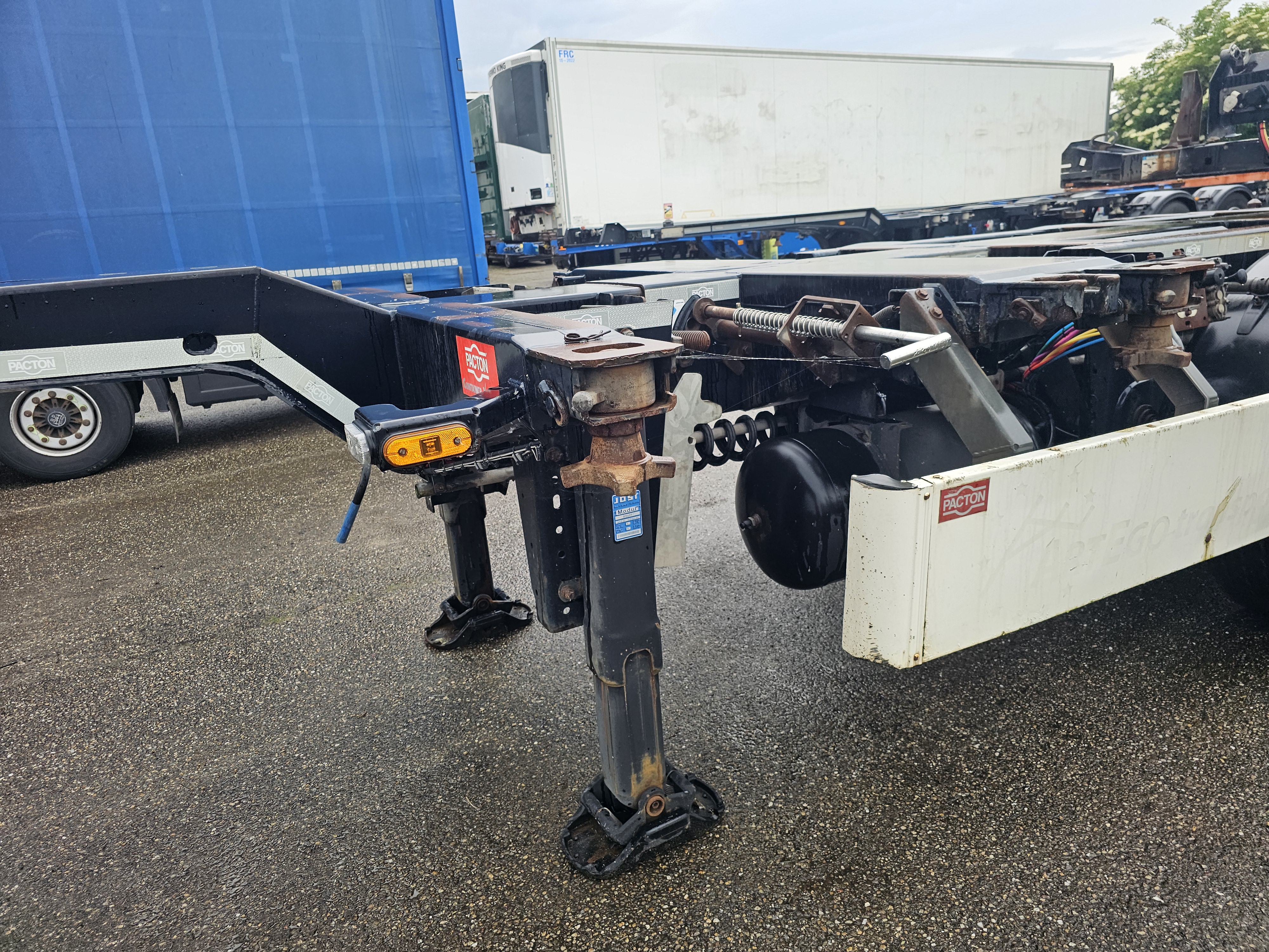Gebruikt 2015 PACTON ET3 | MULTI CHASSIS ALL CONNECTIONS | SAF DISC.
