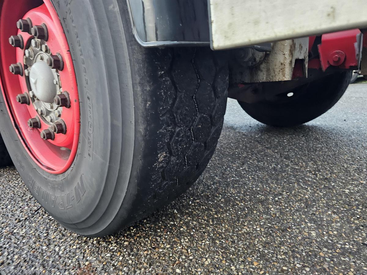 Gebruikt 2000 RENDERS ROC 12 27 CC 30