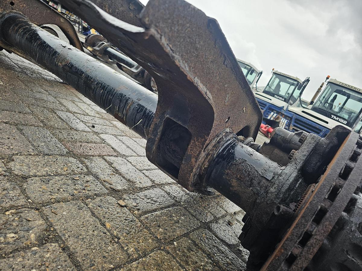 Gebruikt 2005 SAF B19-22K01 TRAILER AXLE DISC