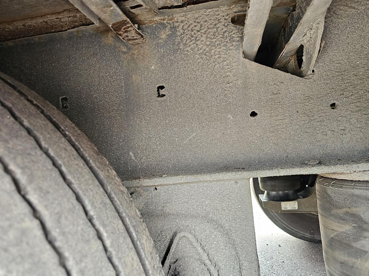 Used 2011 KRONE SD 27 | SAF DISC | NICE CHASSIS .