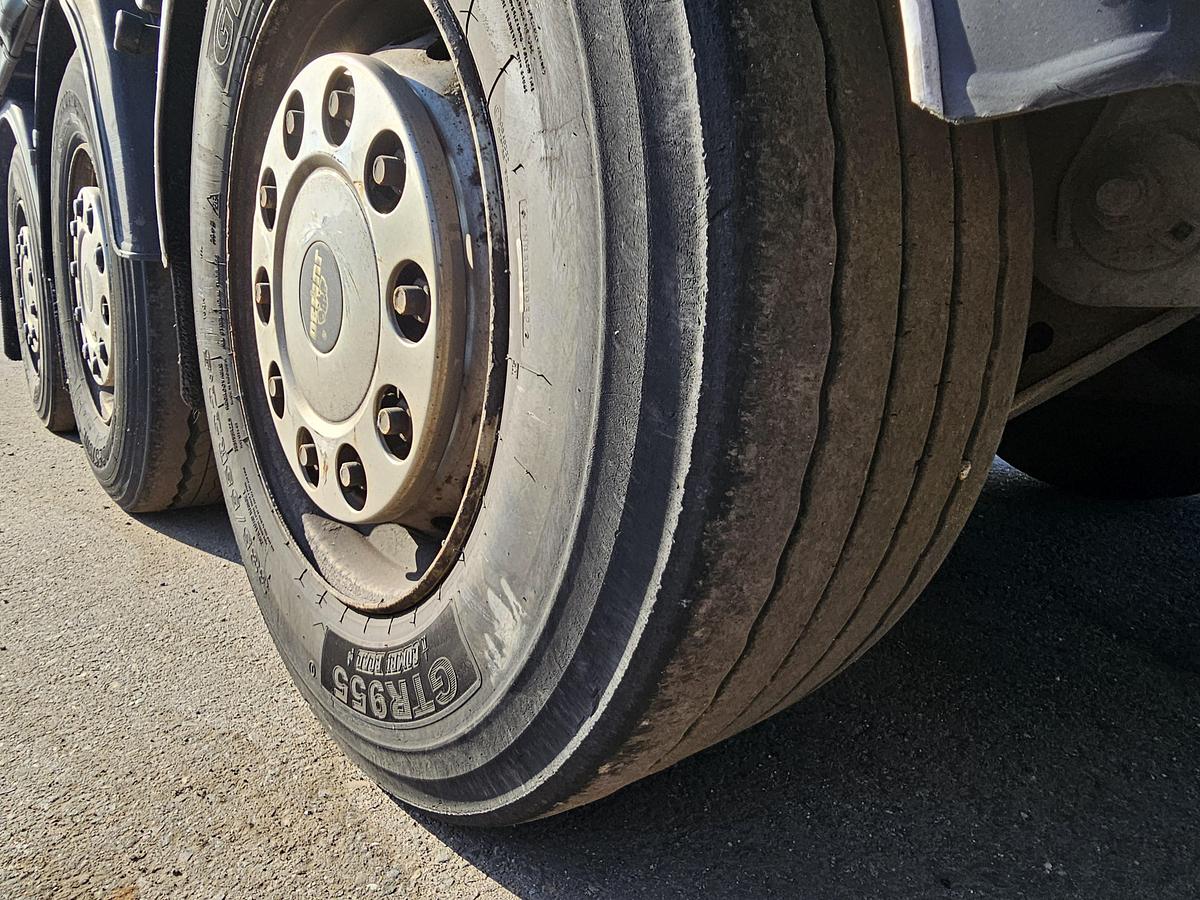 Gebruikt 2014 NORDIC S342 sliding roof | hardwooden floor | Saf disc| Galvanised chassis.