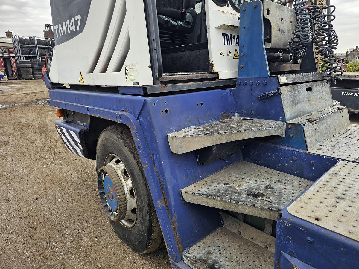 Gebruikt 2011 TERBERG RT283 | TERMINAL TRACTOR 4X4| TURNING CHAIR. | AUTOMATIC GEAR | 24159 HOURS.