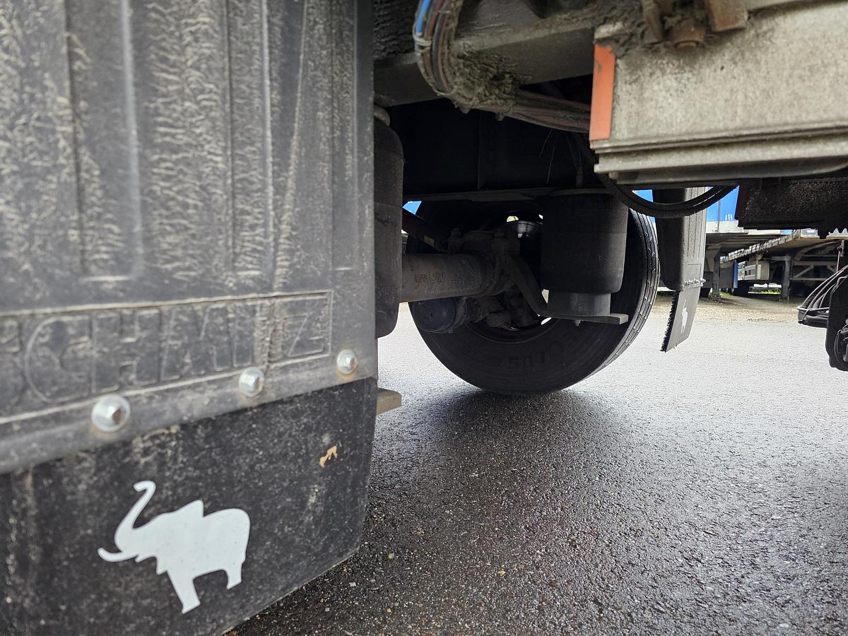 Gebruikt 2011 Schmitz Cargobull SCS24/L-1362 E B | NL TRAILER|SAF DISC| LOADING LIFT 2 TONS | APK TUV |29-06-2026