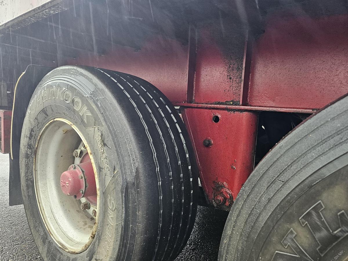 Used 1988 RENDERS ROC 12-27 N14 HEAVY DUTY 3 AXLE SEMITRAILER STEEL FLOOR.| SAF DRUM