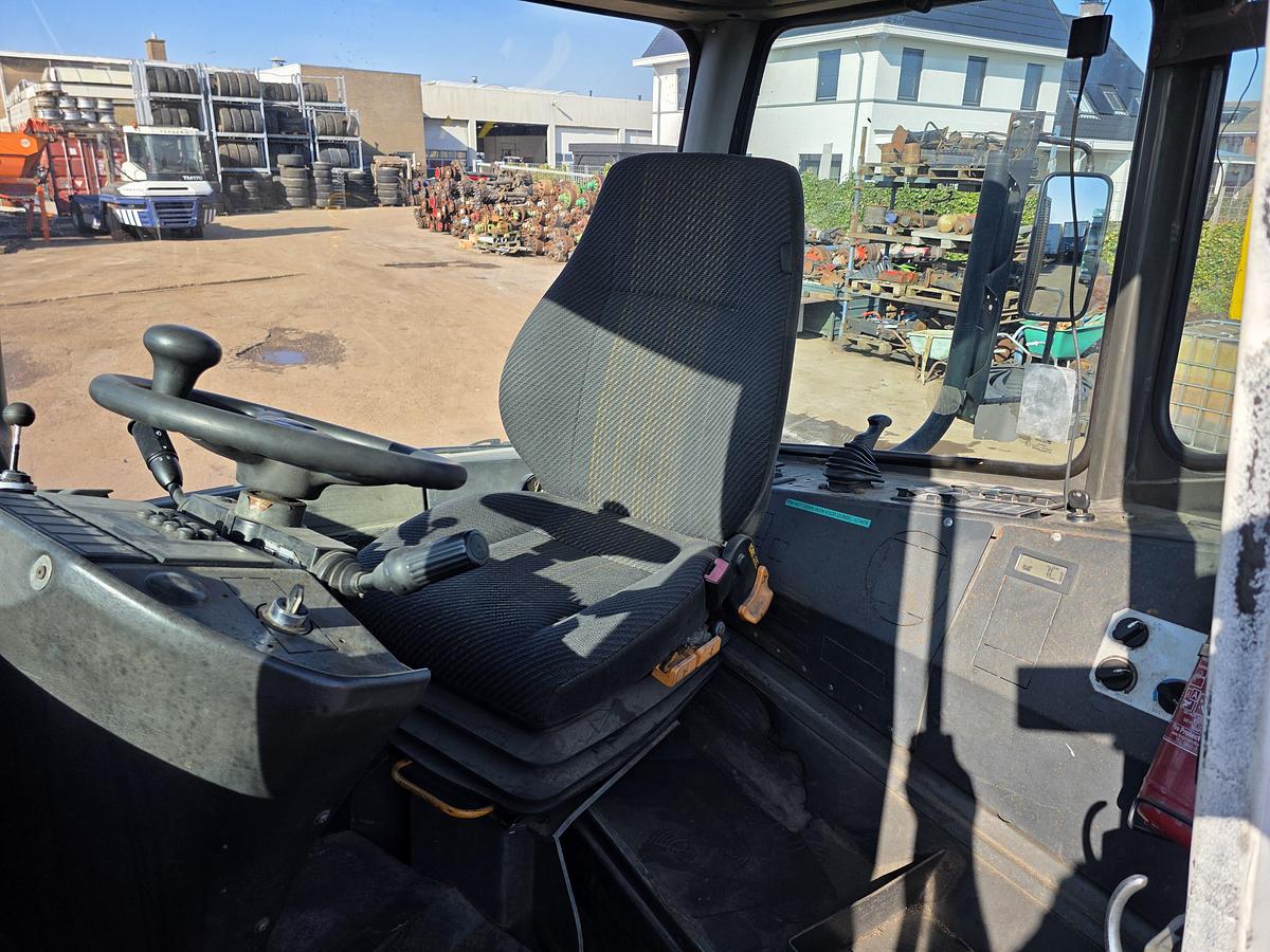 Gebruikt 2008 TERBERG RT 282 | 4X4 |TURNING CHAIR| AUTOMATIC GEAR|24869 HOURS.