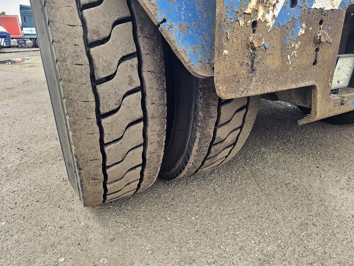 Gebruikt 2011 TERBERG RT283 | TERMINAL TRACTOR 4X4| TURNING CHAIR. | AUTOMATIC GEAR | 24159 HOURS.