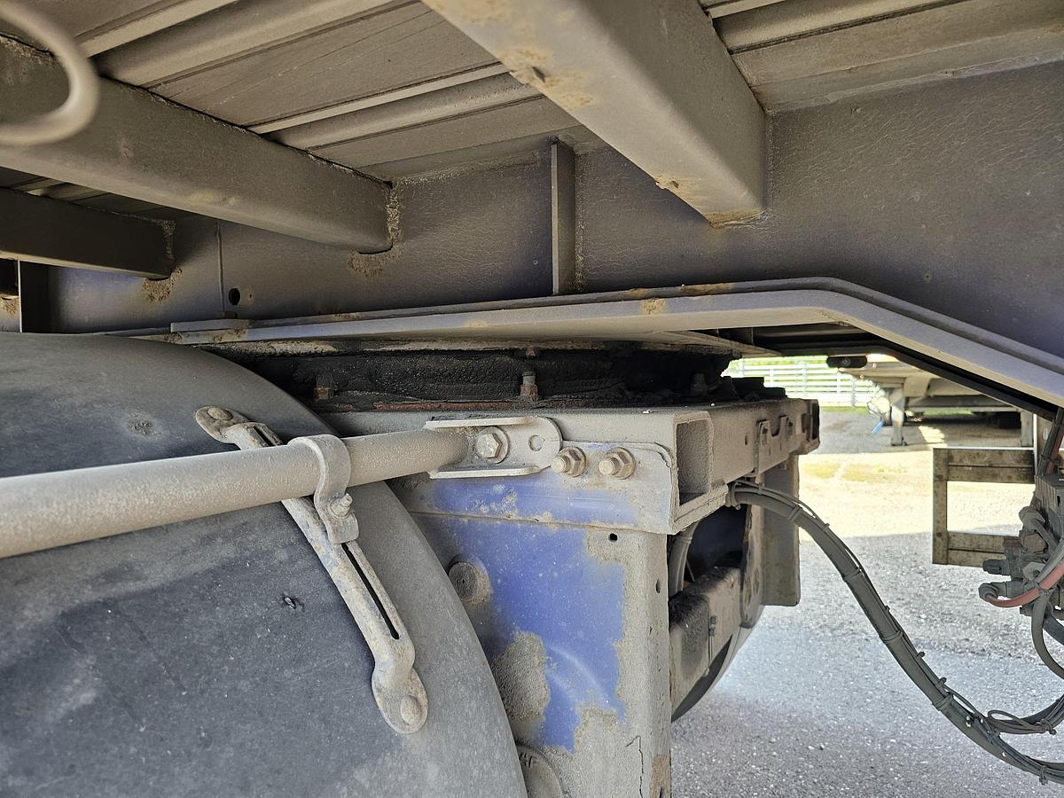 Used 2012 PACTON TBD.122 | SINGLE STEERING AXLE |UNDER SLIDING LOADING LIFT + BATTERIES| DAF DISC| APK /TUV 6-12-2025