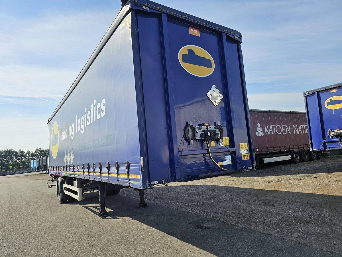 Used 2013 PACTON TBD.122 | SINGLE STEERING AXLE |UNDER SLIDING LOADING LIFT + BATTERIES| DAF DISC| APK /TUV 17-01-2025